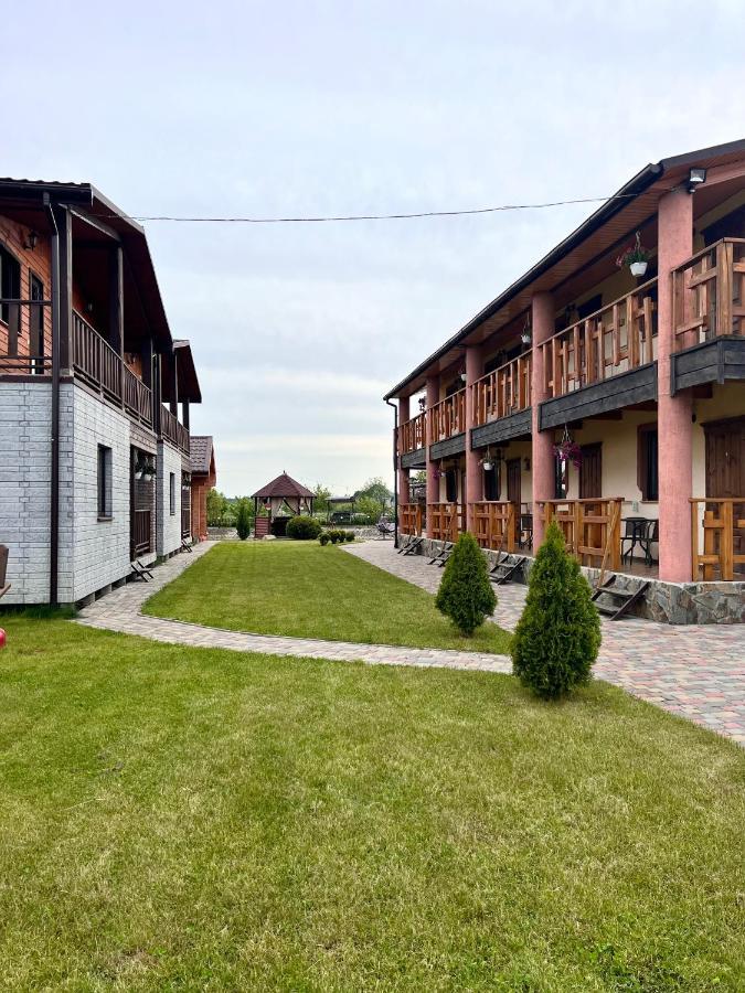 Edelweiss House Hotel Svityaz' Buitenkant foto